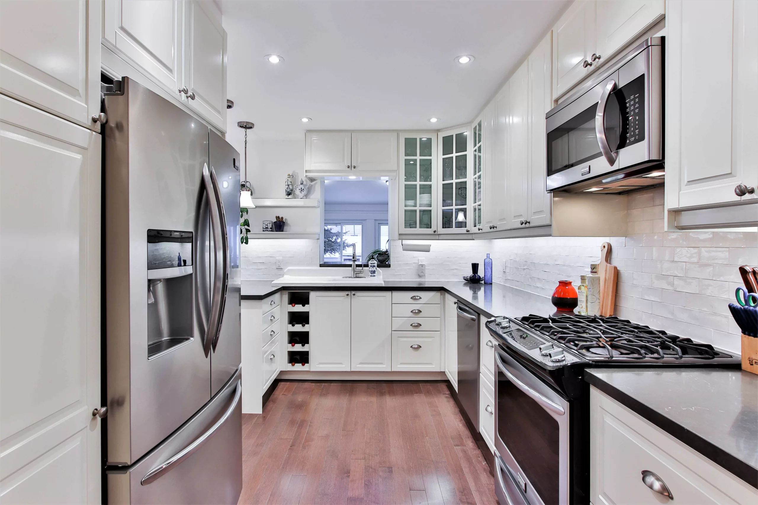 kitchen-renovations-genesis-construction-cape-town-and-johannesburg